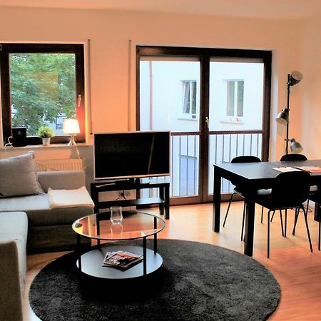 Modernes Apartment Im Herzen Von Würzburg Buitenkant foto