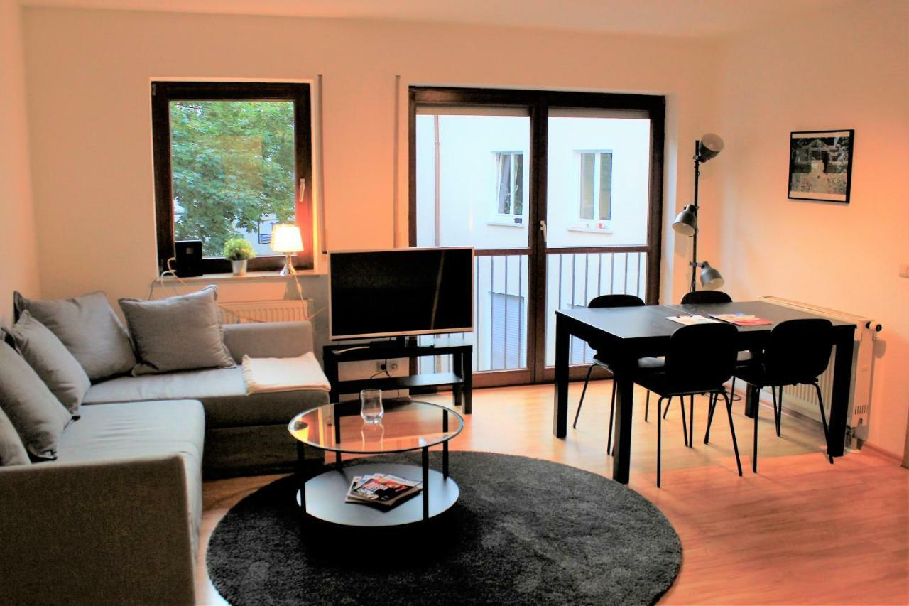 Modernes Apartment Im Herzen Von Würzburg Buitenkant foto