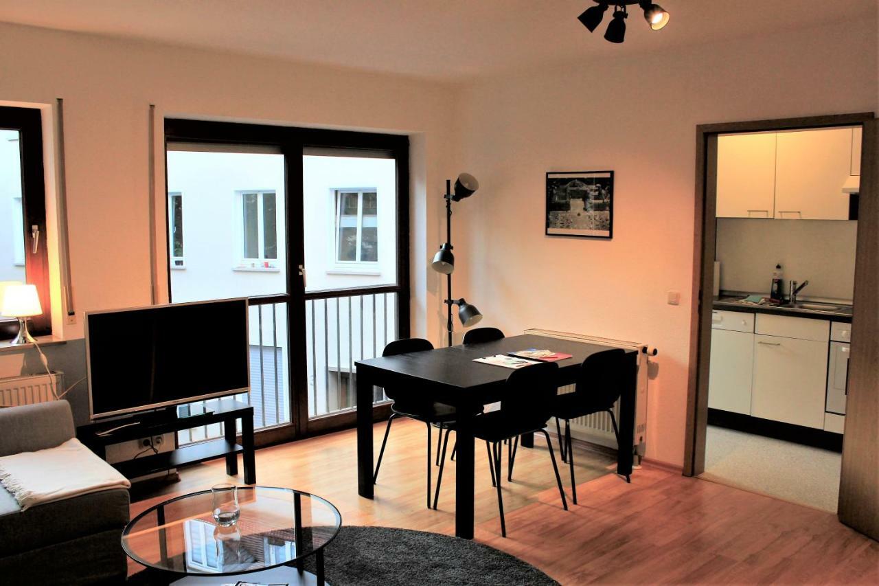 Modernes Apartment Im Herzen Von Würzburg Buitenkant foto