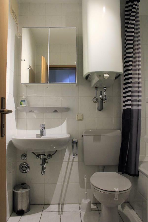 Modernes Apartment Im Herzen Von Würzburg Buitenkant foto